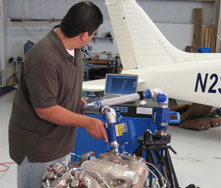 EagleWorks 使用FARO ScanArm三维激光扫描臂轻而易举地改进传统的飞机引擎